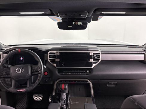 Used 2025 Toyota Sequoia SR5 image 4