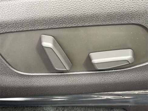 New 2026 Kia Carnival SX w/ SX Dark Edition Package image 15