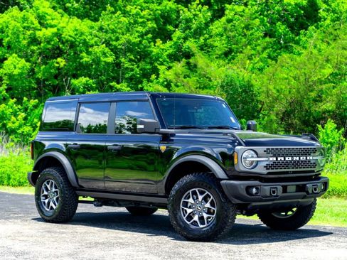 Used 2025 Ford Bronco Badlands AWD/4WD image 1