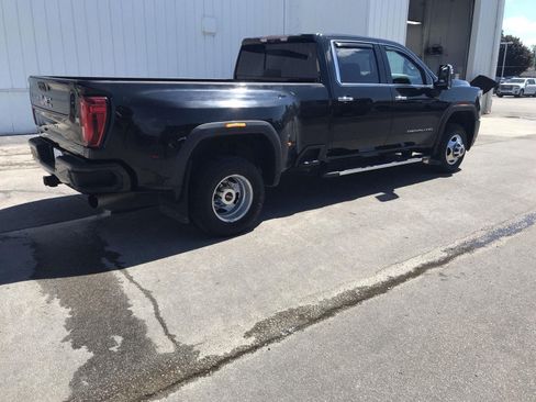 Used 2021 GMC Sierra 3500 Denali w/ Denali Ultimate Package AWD/4WD image 31