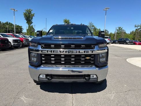 Used 2022 Chevrolet Silverado 2500 LT w/ Convenience Package RWD image 4