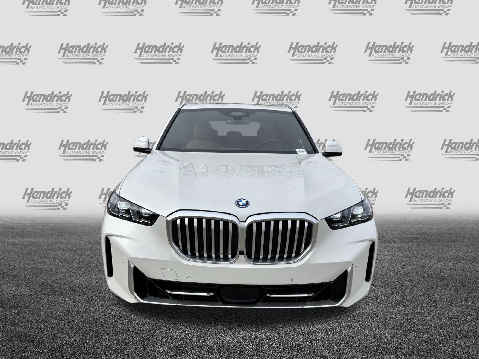 Certified 2026 BMW X5 xDrive50e w/ Executive Package AWD/4WD image 3