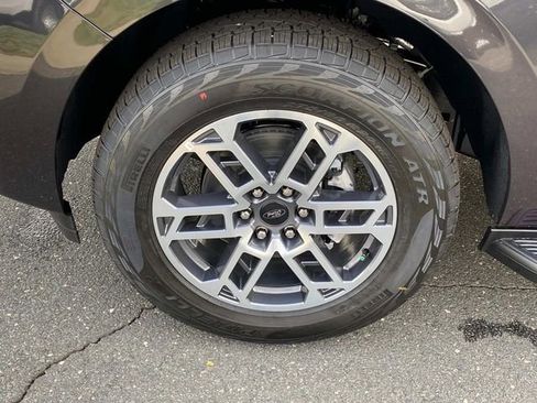 New 2026 Ford Expedition Active RWD image 5