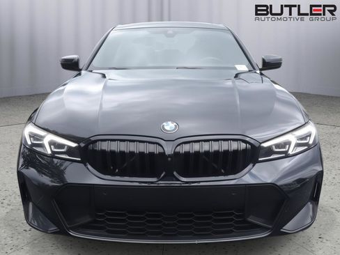 Used 2023 BMW 330i xDrive Sedan w/ M Sport Package AWD/4WD image 2