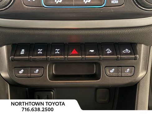 Used 2022 Chevrolet Colorado ZR2 image 14