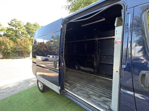 Used 2017 RAM ProMaster 2500 FWD image 19