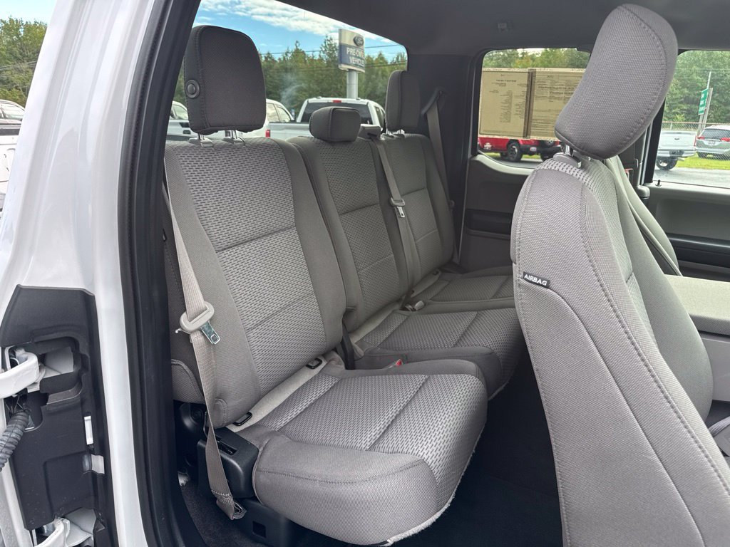 Used 2018 Ford F150 XLT AWD/4WD image 11