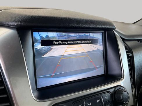 Used 2015 Chevrolet Suburban LTZ RWD image 25
