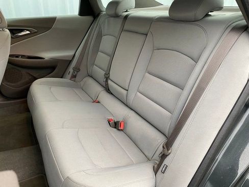 Used 2016 Chevrolet Malibu LT image 19