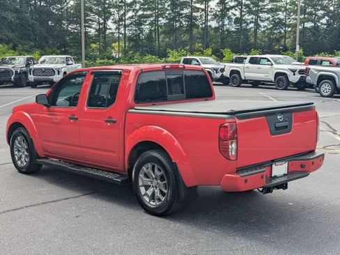 Used 2021 Nissan Frontier SV RWD image 5