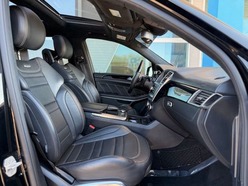 Used 2014 Mercedes-Benz GL 63 AMG 4MATIC image 39