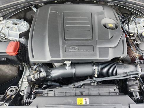 Used 2025 Land Rover Range Rover Velar Dynamic SE image 24