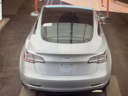 Used 2018 Tesla Model 3 Long Range image 19