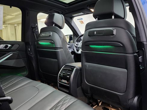 Used 2024 BMW X5 M60i image 19