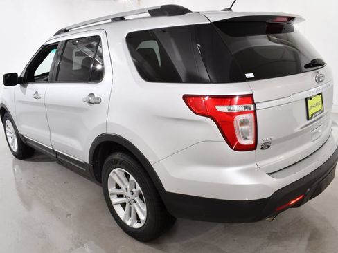Used 2013 Ford Explorer XLT AWD/4WD image 15