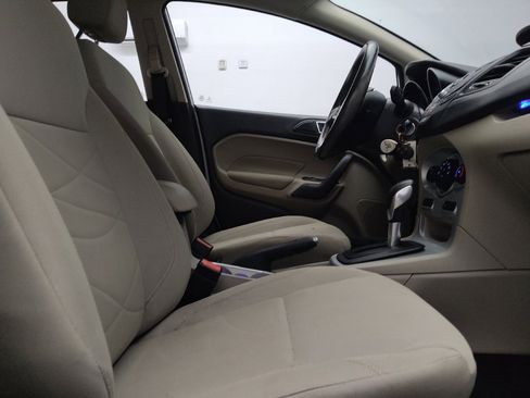 Used 2016 Ford Fiesta SE FWD image 21