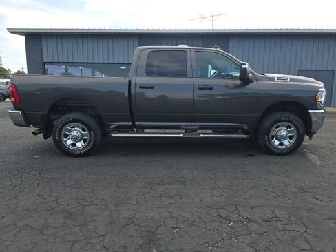 Used 2023 RAM 2500 Tradesman image 8