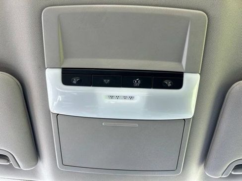 Used 2025 Nissan Altima 2.5 SR AWD/4WD image 36
