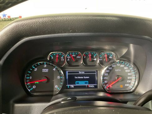 Used 2018 Chevrolet Silverado 1500 LT RWD image 23