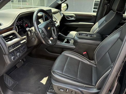 Used 2021 Chevrolet Tahoe Premier w/ Premium Package AWD/4WD image 10