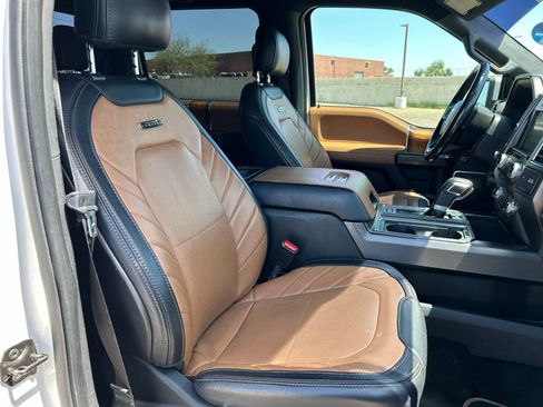 Used 2016 Ford F150 Limited image 11