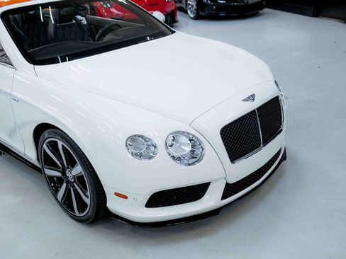 Used 2014 Bentley Continental GT V8 S image 31