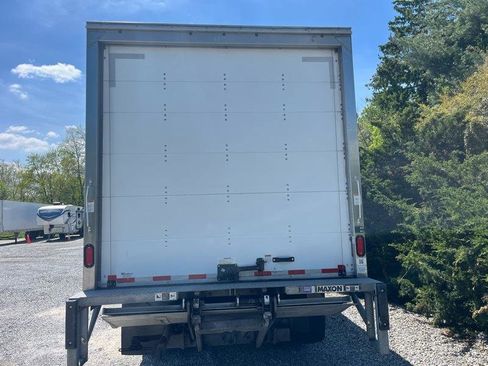 Used 2021 Isuzu NPR RWD image 6