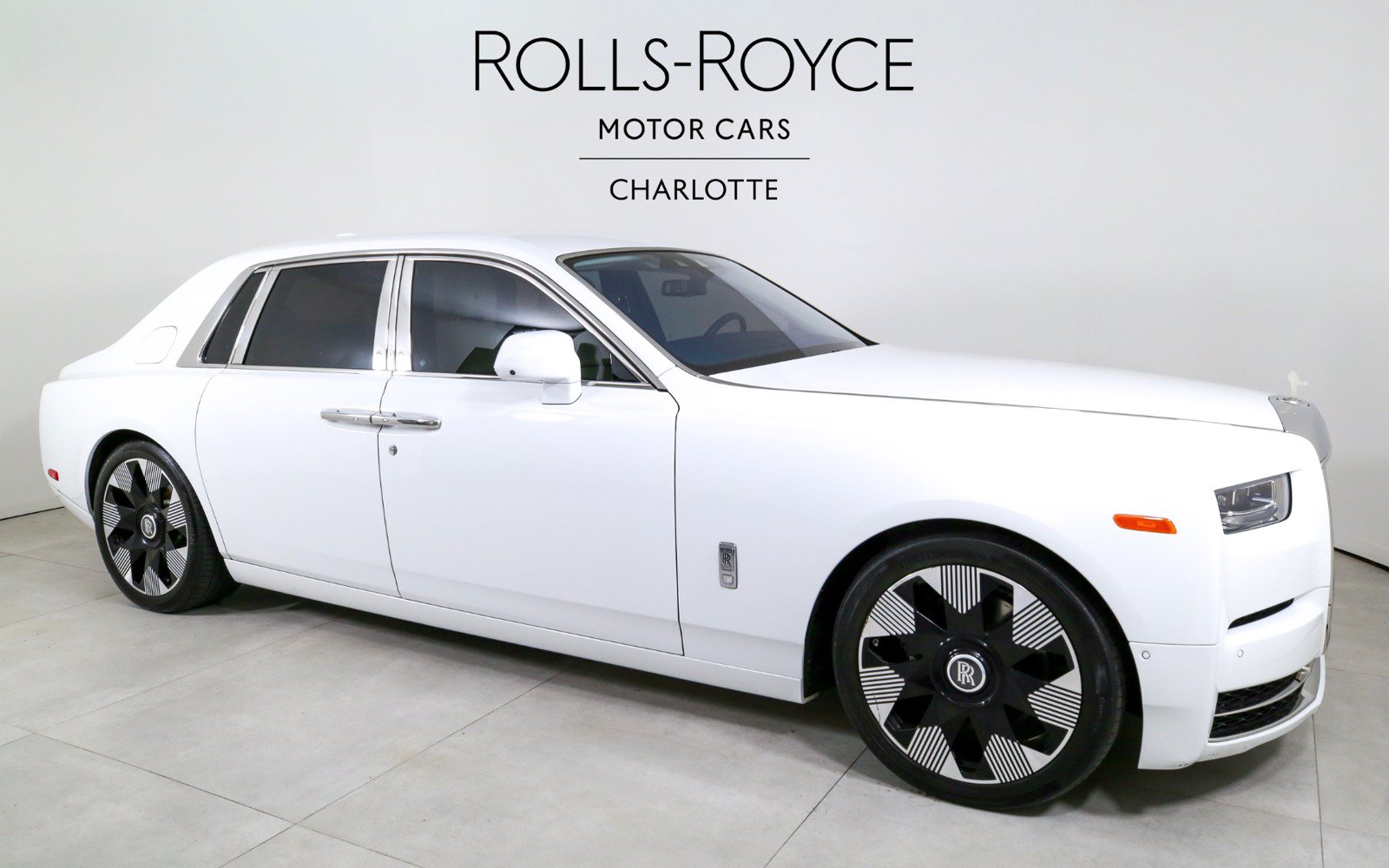 Certified 2024 Rolls-Royce Phantom Sedan RWD image 5
