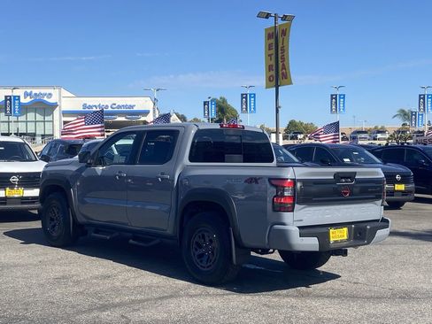 New 2026 Nissan Frontier PRO-4X w/ Pro-4x Convenience Package image 4