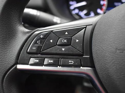 Used 2024 Nissan Sentra SV image 23