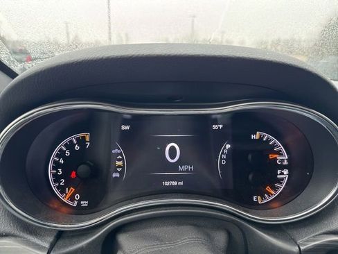 Used 2019 Jeep Grand Cherokee Limited image 7