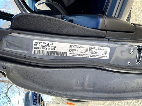 Used 2022 Dodge Durango R/T w/ Blacktop Package image 33