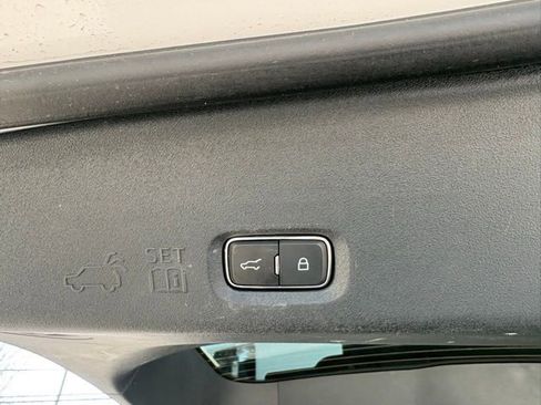 Used 2025 Ford Expedition Max Platinum w/ Driver's Package AWD/4WD image 47