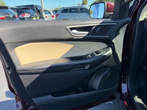 Used 2021 Ford Edge SEL image 8