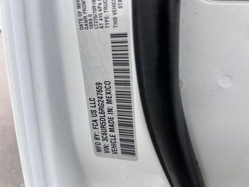 Used 2024 RAM 2500 Big Horn image 21