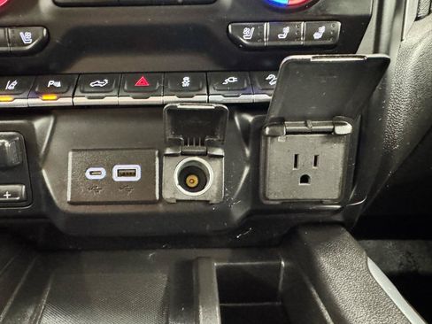 Used 2020 GMC Sierra 2500 SLT w/ SLT Premium Plus Package AWD/4WD image 30