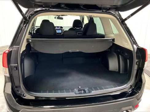 Used 2022 Subaru Forester Premium AWD/4WD image 38