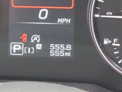 Used 2025 Subaru Crosstrek 2.0i Premium image 19