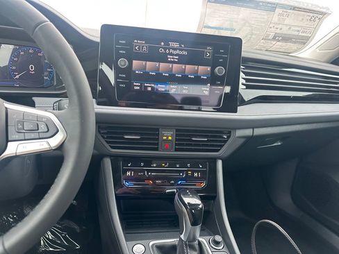 New 2026 Volkswagen Jetta SEL image 19