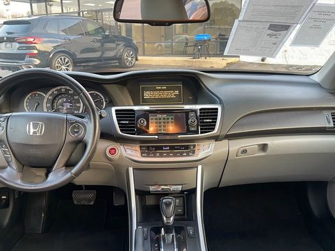 Used 2015 Honda Accord EX-L image 13
