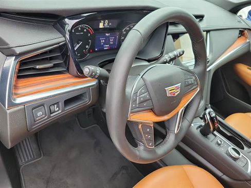 Certified 2023 Cadillac XT5 Premium Luxury image 56