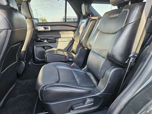 Used 2022 Ford Explorer ST w/ Equipment Group 401A AWD/4WD image 30