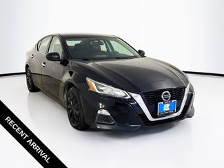 Used 2020 Nissan Altima 2.5 S FWD video 1