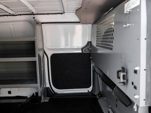 Used 2017 Nissan NV200 SV w/ Technology Package FWD image 32