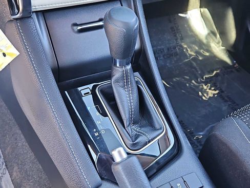 Used 2018 Toyota Corolla iM image 31