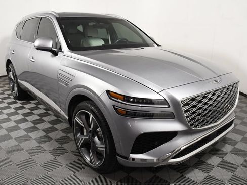 Used 2025 Genesis GV80 3.5T Prestige AWD/4WD image 9
