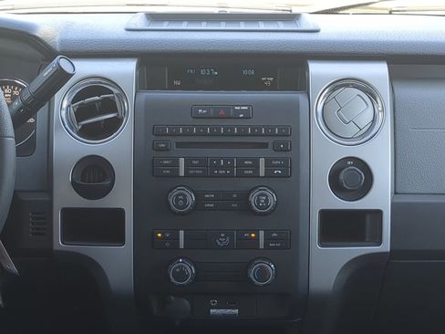 Used 2013 Ford F150 XLT w/ Trailer Tow Pkg image 16