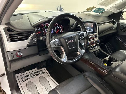 Used 2016 GMC Yukon XL SLT RWD image 28