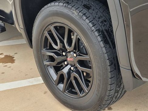 Used 2021 GMC Sierra 1500 Elevation RWD image 8