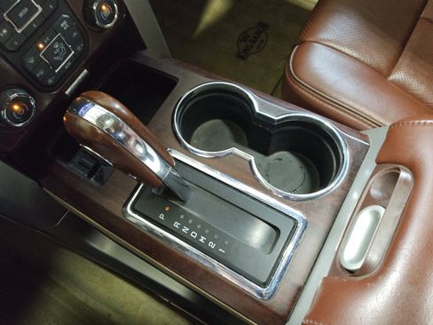 Used 2013 Ford F150 King Ranch w/ King Ranch Luxury Pkg image 26